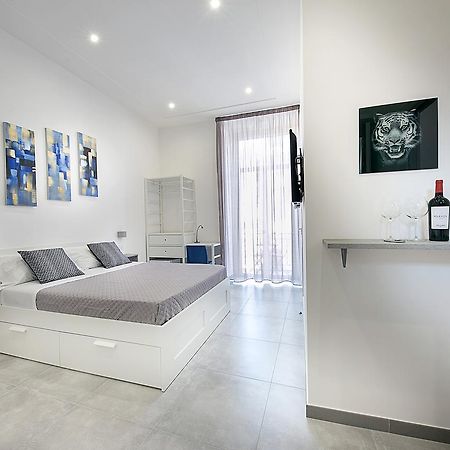President Suites Наполи Екстериор снимка