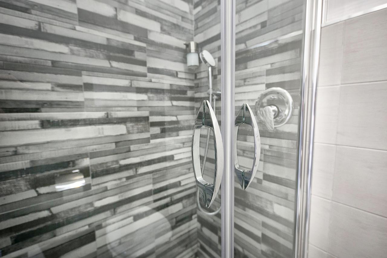 President Suites Наполи Екстериор снимка