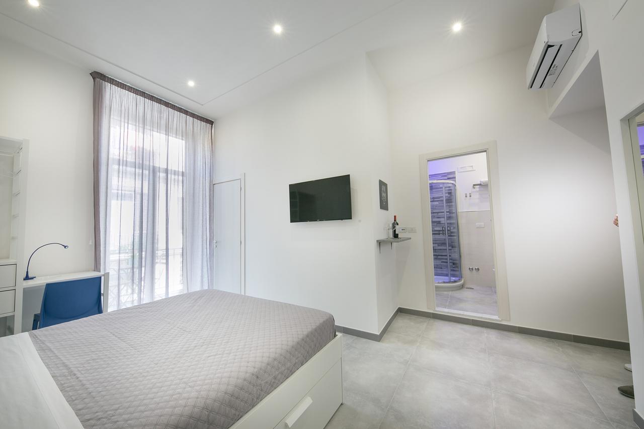 President Suites Наполи Екстериор снимка